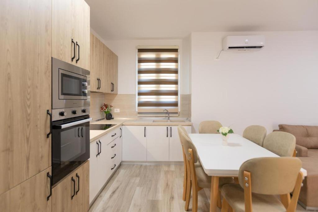 Zani'S Villa Vlorë 객실 사진